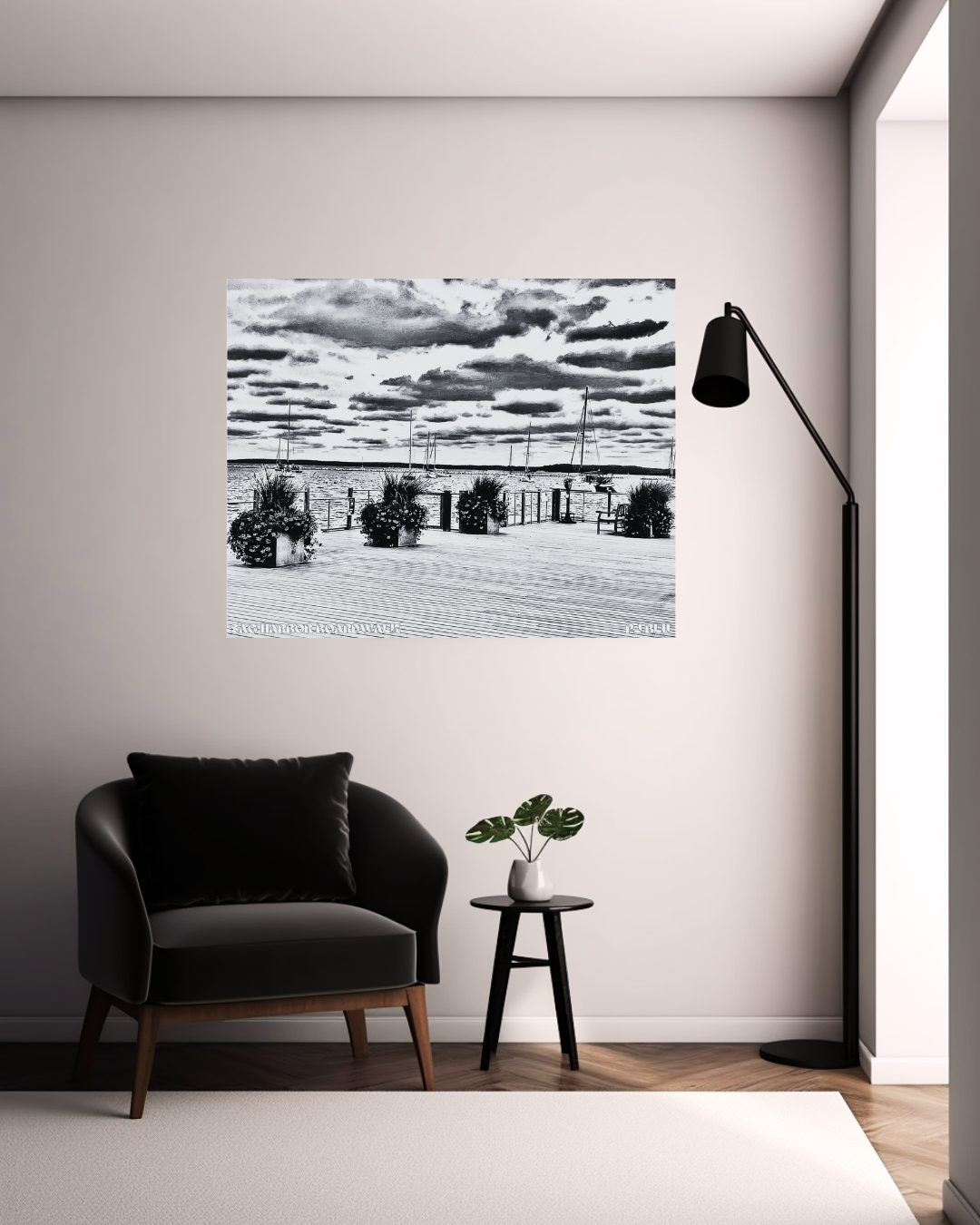 SAG HARBOR BOARDWALK / NOIR